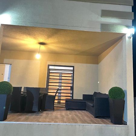 Villaversa Ulcinj Ngoại thất bức ảnh